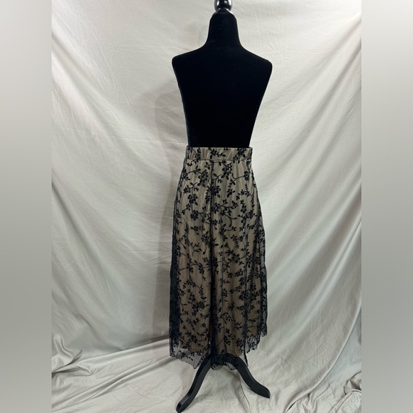 Floral Flocking Tulle Long A-Line Skirt - Picture 12 of 12